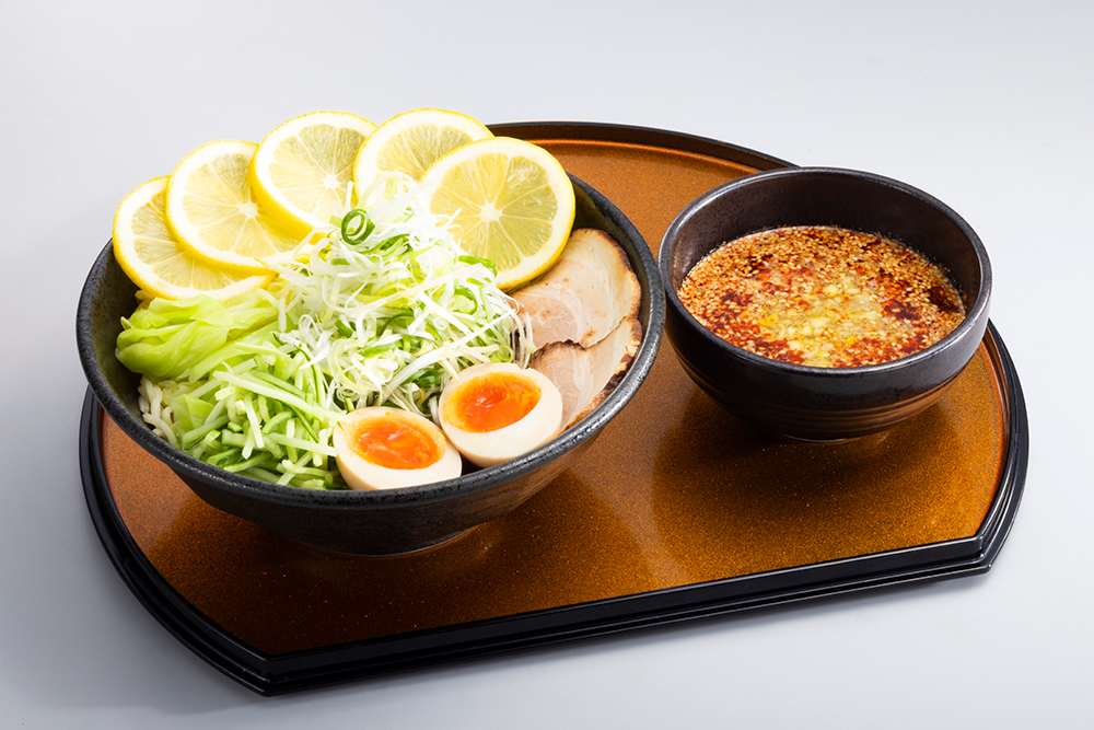Miyajima Sightseeing & Hiroshima Tsukemen: The Perfect Local&nbsp;Experience